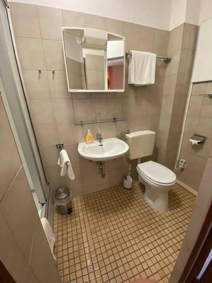 Hotel-Gasthof "Alter Ritter" Rothenburg ob der Tauber Bagian luar foto