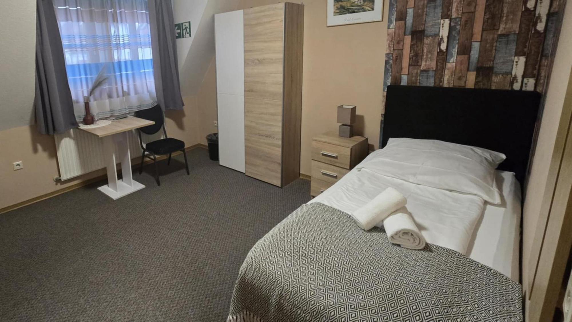 Hotel-Gasthof "Alter Ritter" Rothenburg ob der Tauber Bagian luar foto