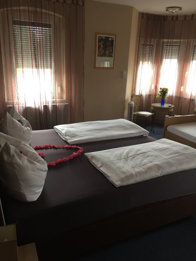 Hotel-Gasthof "Alter Ritter" Rothenburg ob der Tauber Bagian luar foto