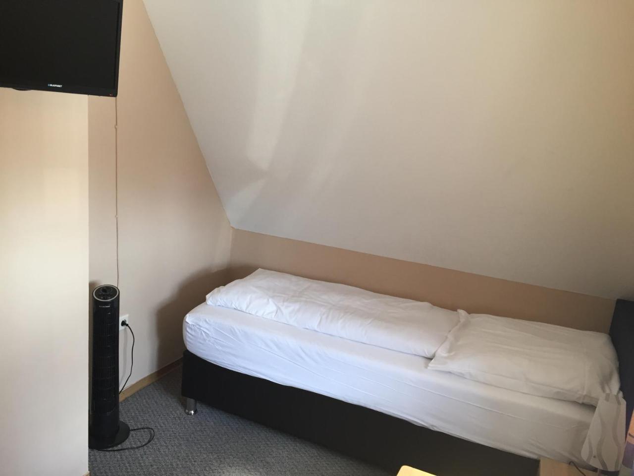 Hotel-Gasthof "Alter Ritter" Rothenburg ob der Tauber Bagian luar foto